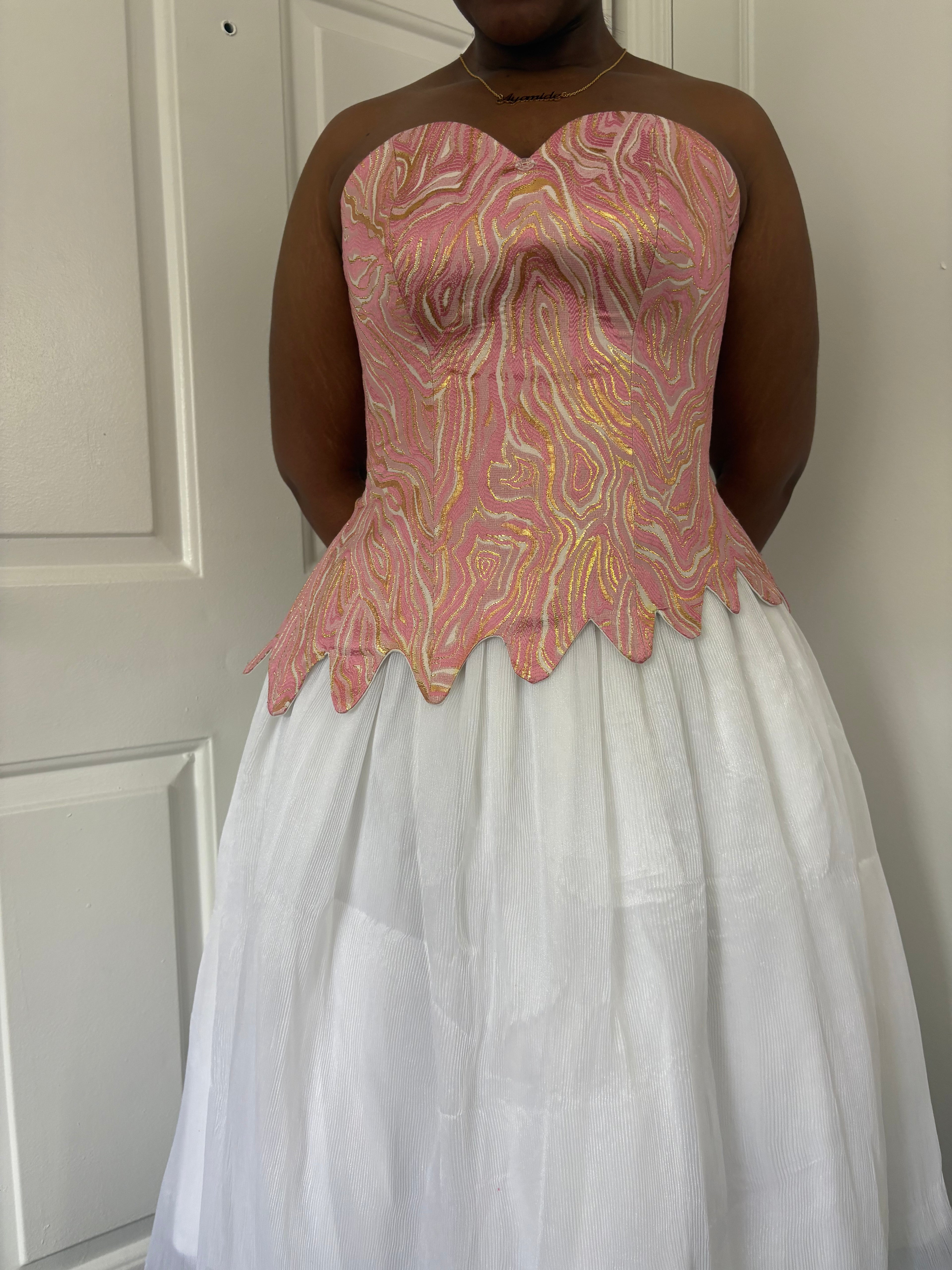 Tánímọ́lẹ̀ (Skirt)