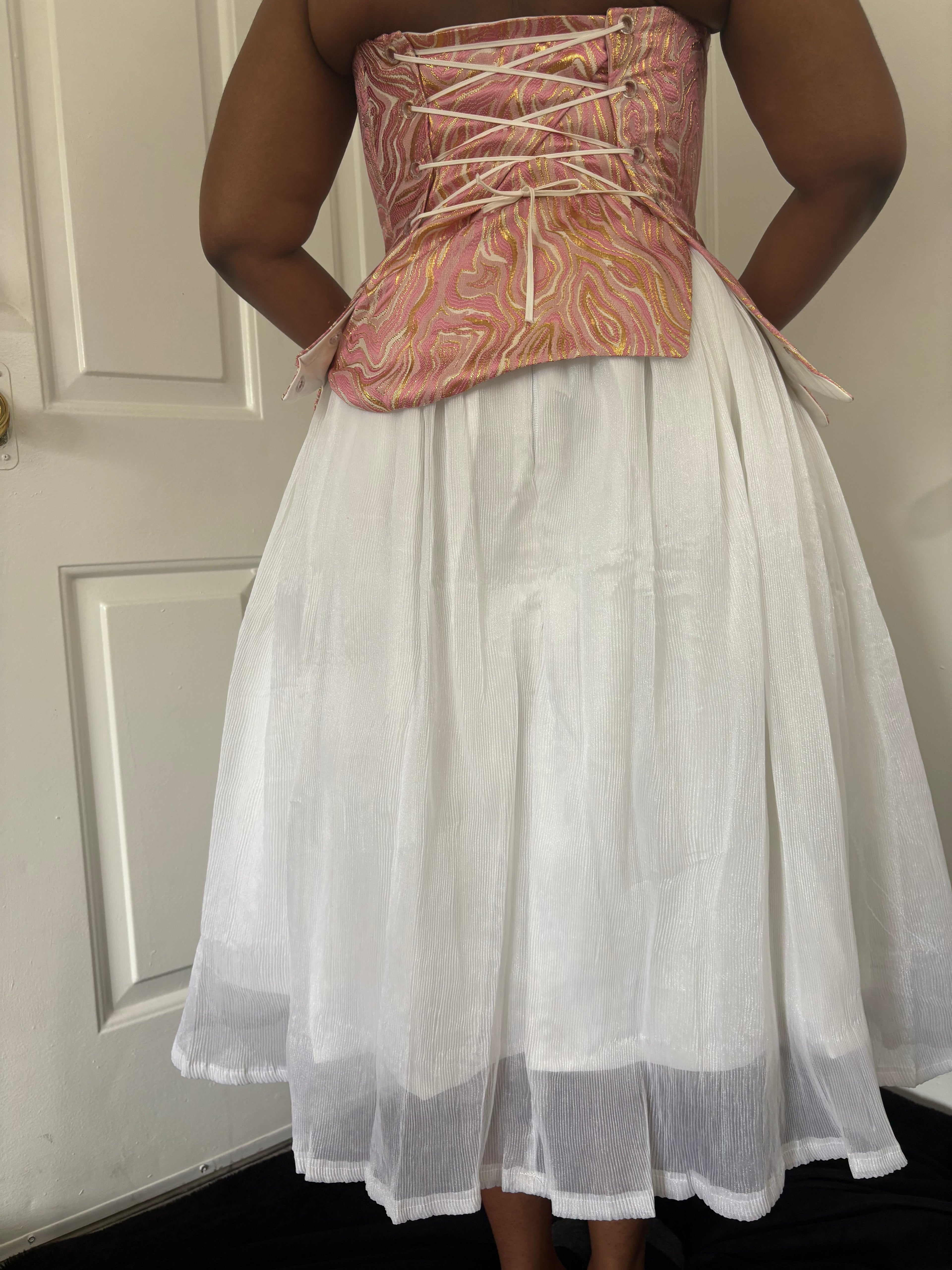 Tánímọ́lẹ̀ (Pink Corset Top)