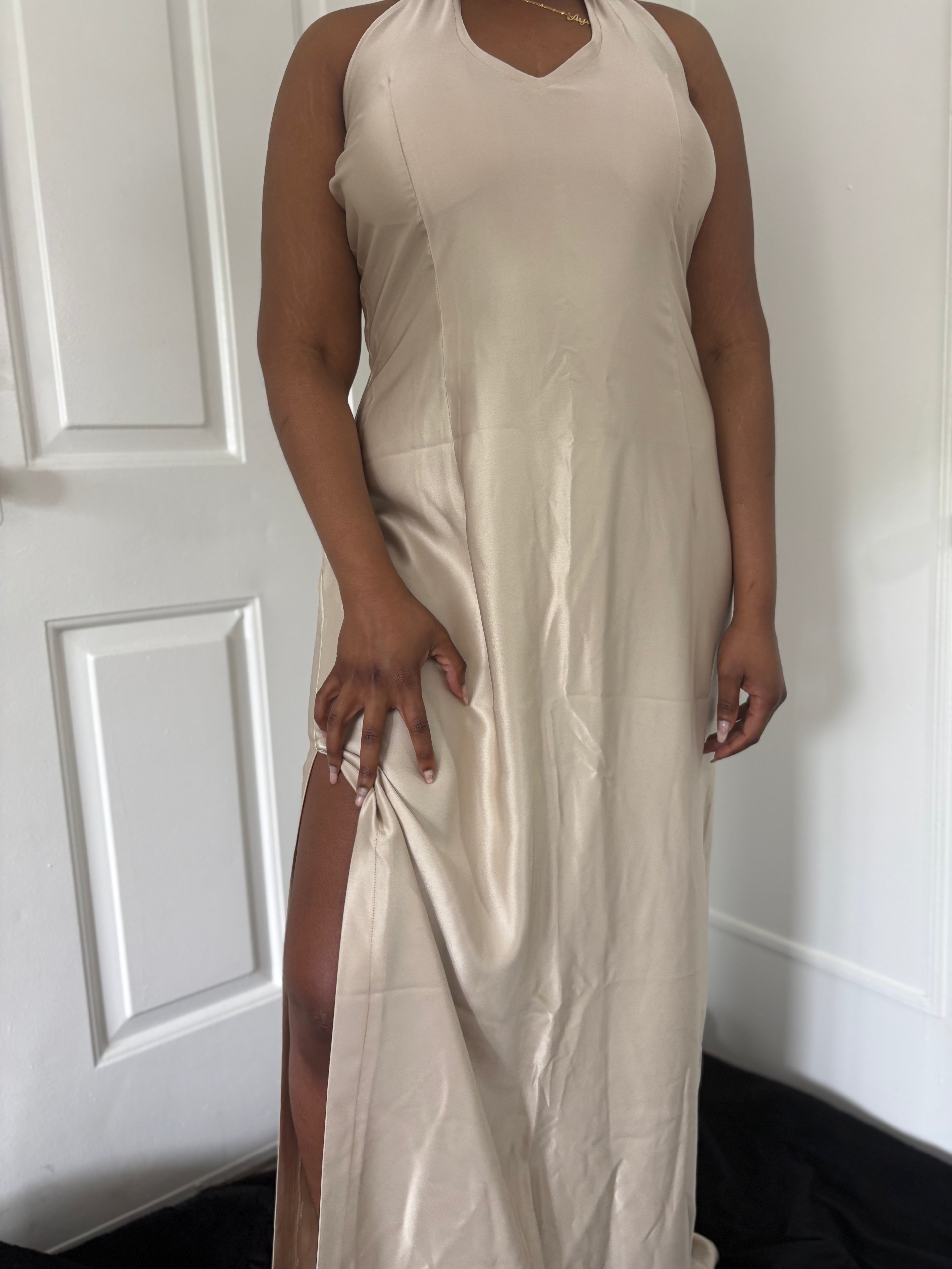 Nígbà yìí Agbádá (Champagne Halter Dress)
